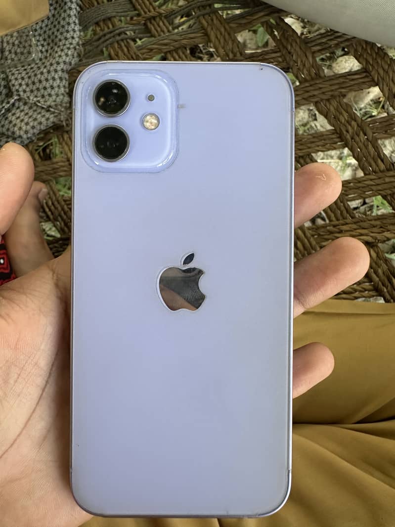 Apple iPhone 12 2