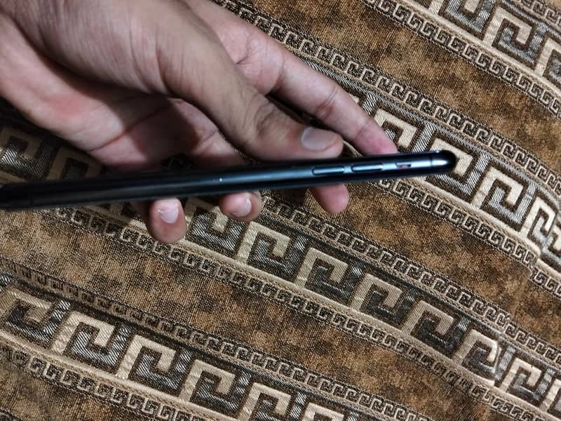 iPhone 11 Pro Max 2