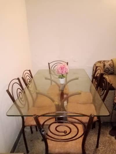dinning table with chairs