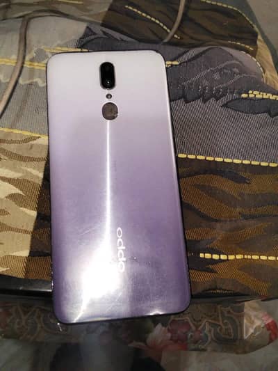 OPPO F11