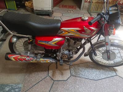 Honda CG 125 one hand use