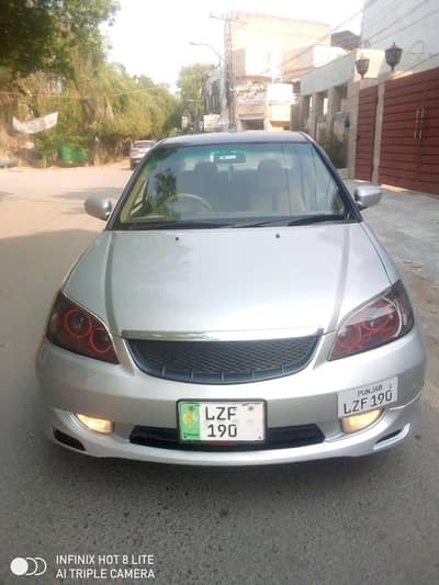 Honda civic 2004. . . . 0322--4496996