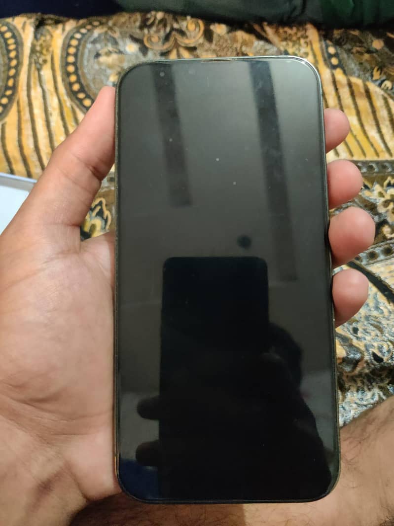Apple iPhone 13 Pro Max 4