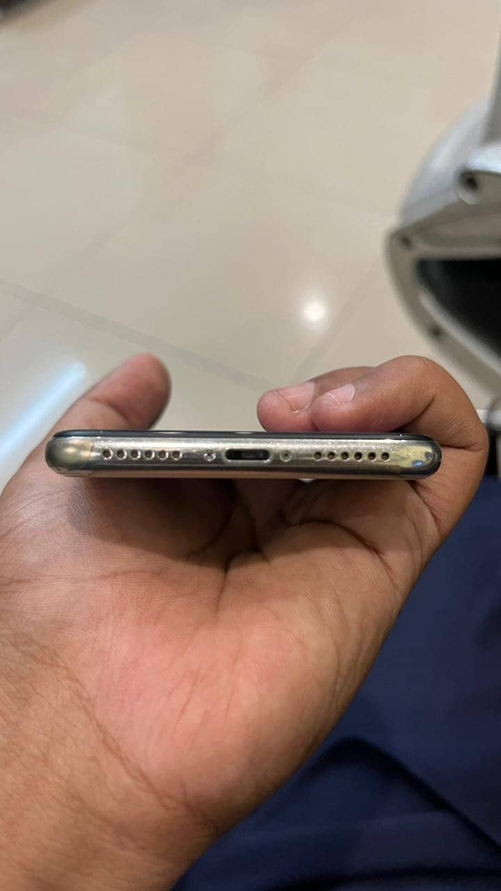 Apple iPhone X 1