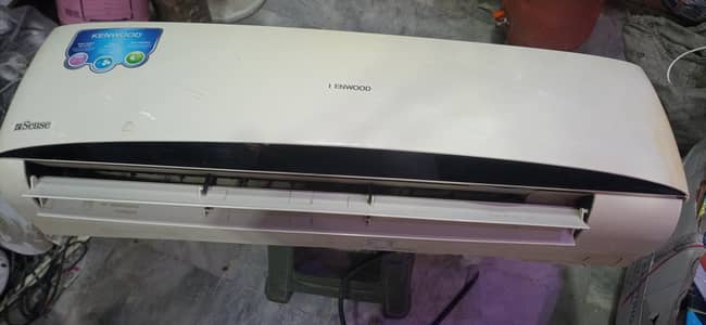 2 ton Kenwood  like new condition