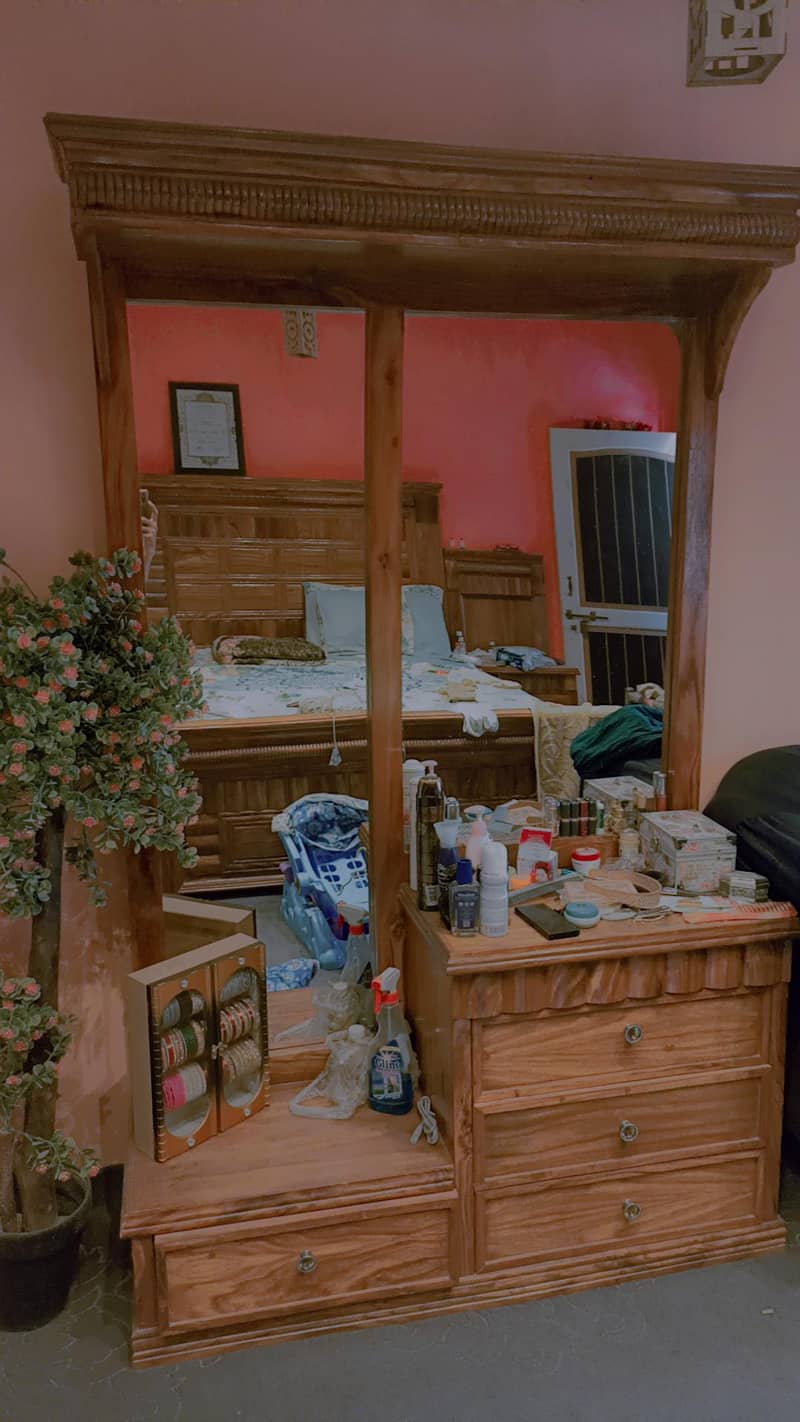 Double bed  King size bed 4