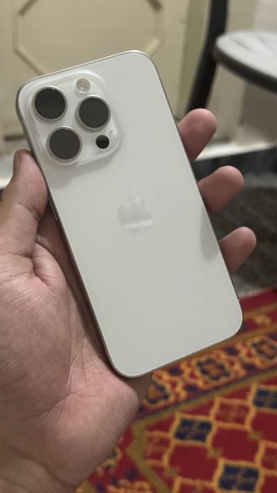 Apple iPhone 15 Pro