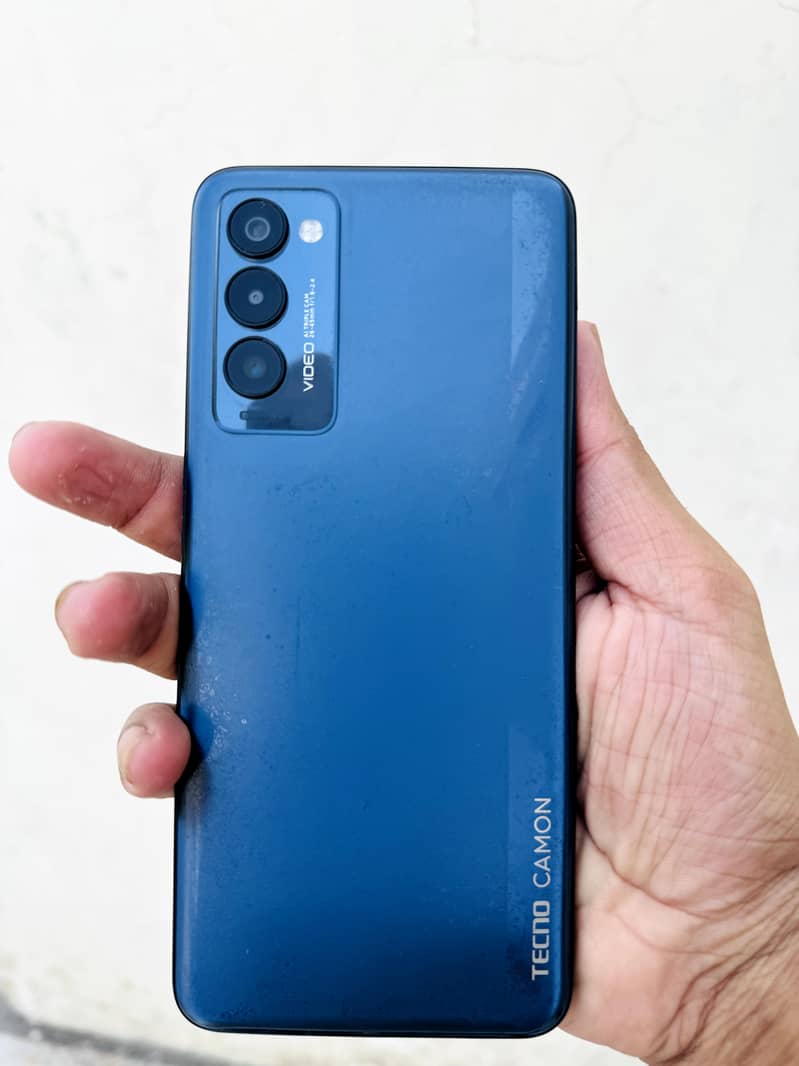Tecno Camon 18P 0
