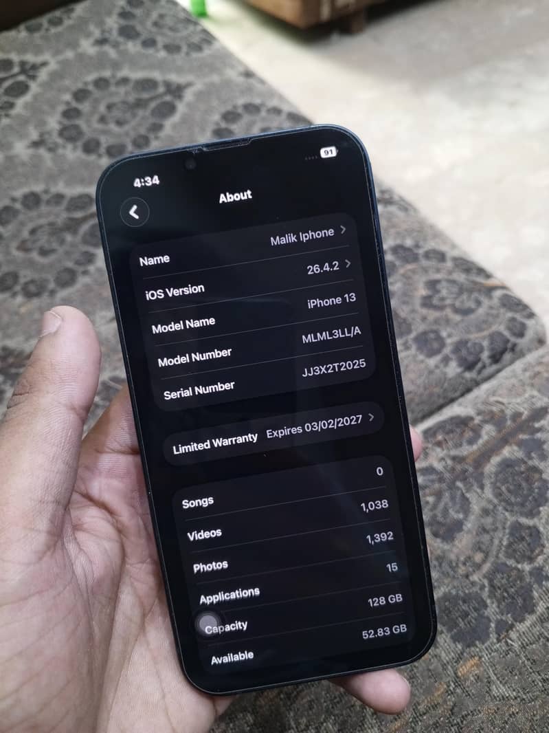 Apple iPhone 13 12