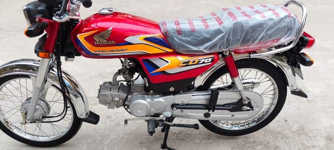 Honda CD 70 2025