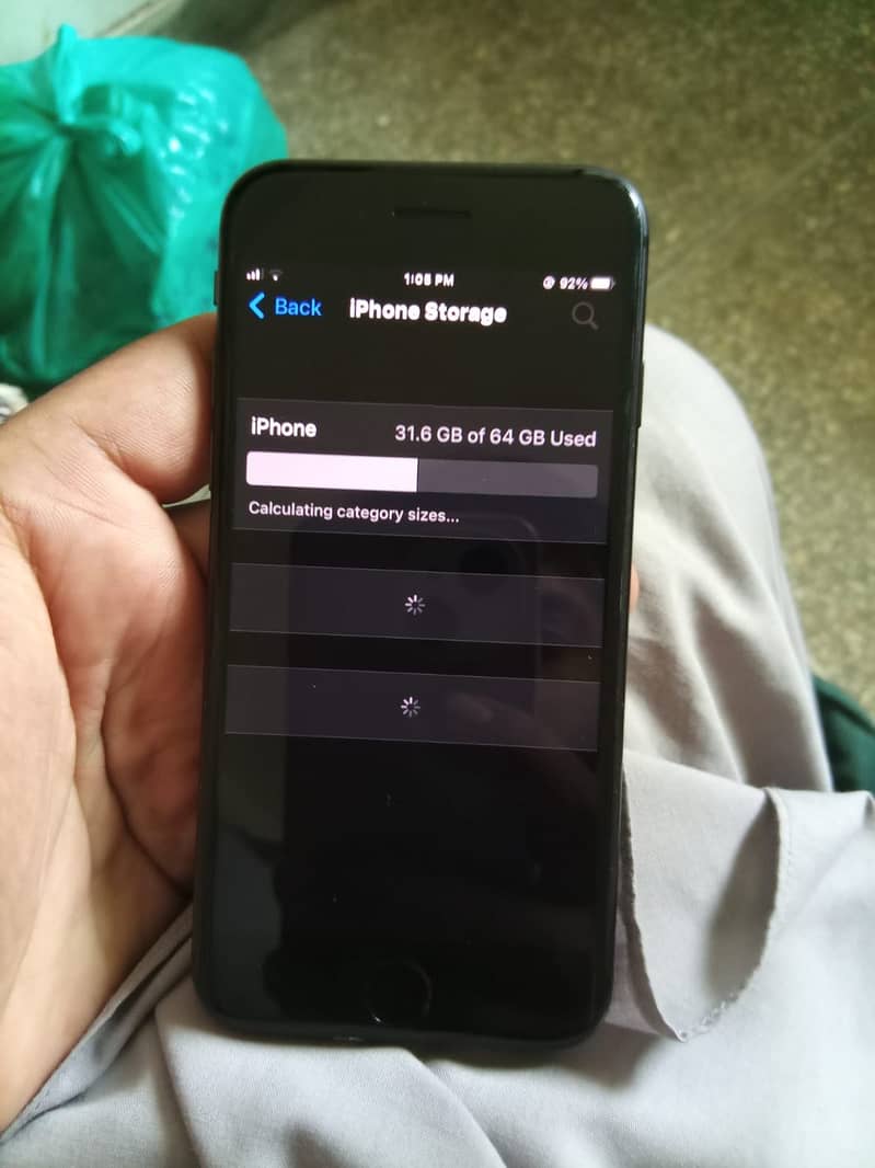 Apple iPhone 8 3