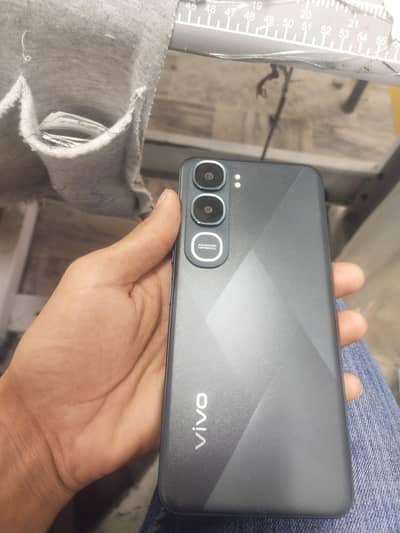 Vivo  y21der Model
