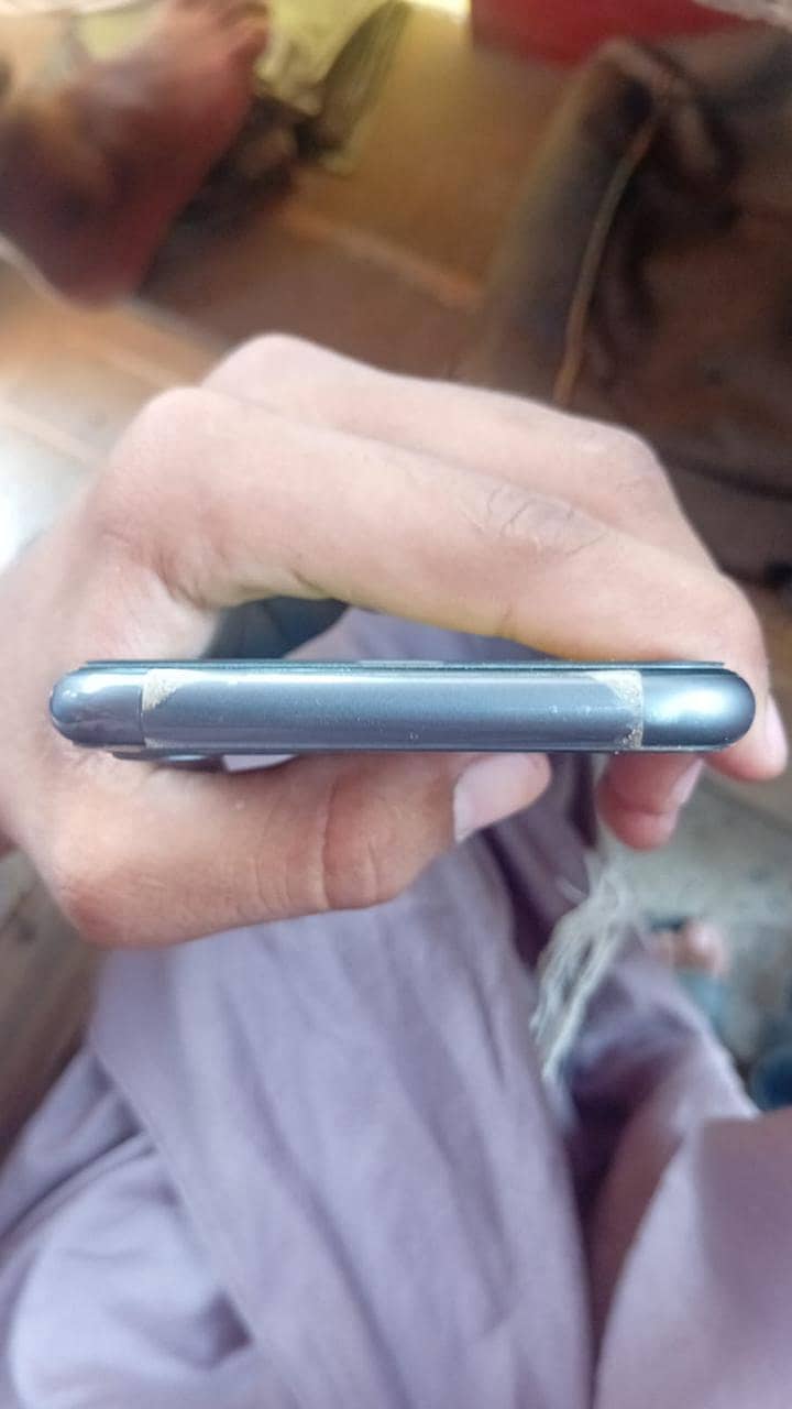 Apple iPhone 11 1