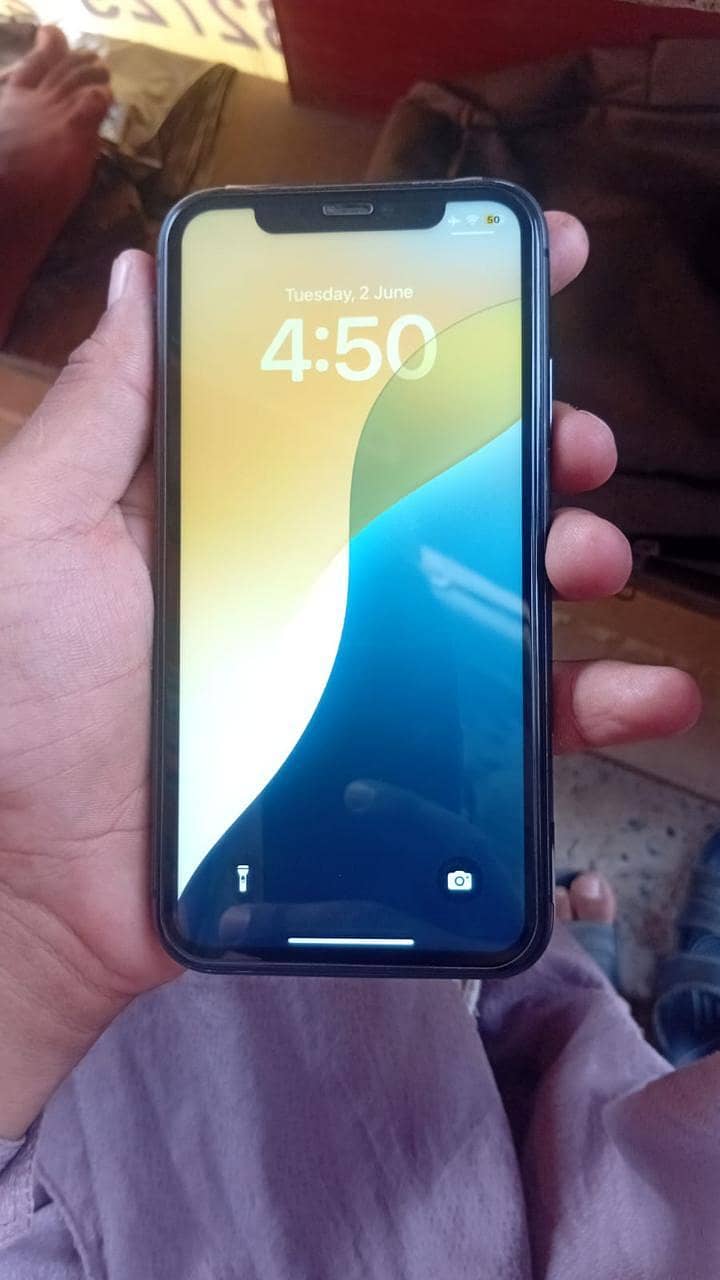 Apple iPhone 11 3