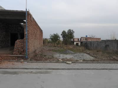 5.4 Marla Plot for Sale in Al-Haram City