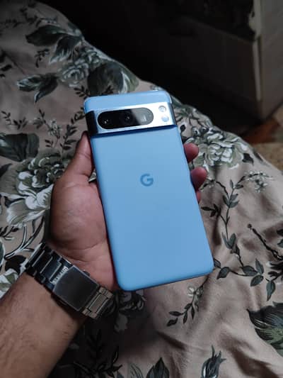 Google Pixel 8 Pro