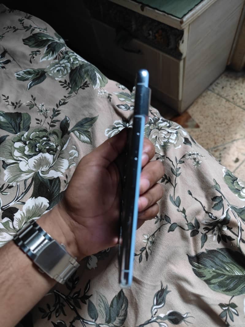 Google Pixel 8 Pro 4