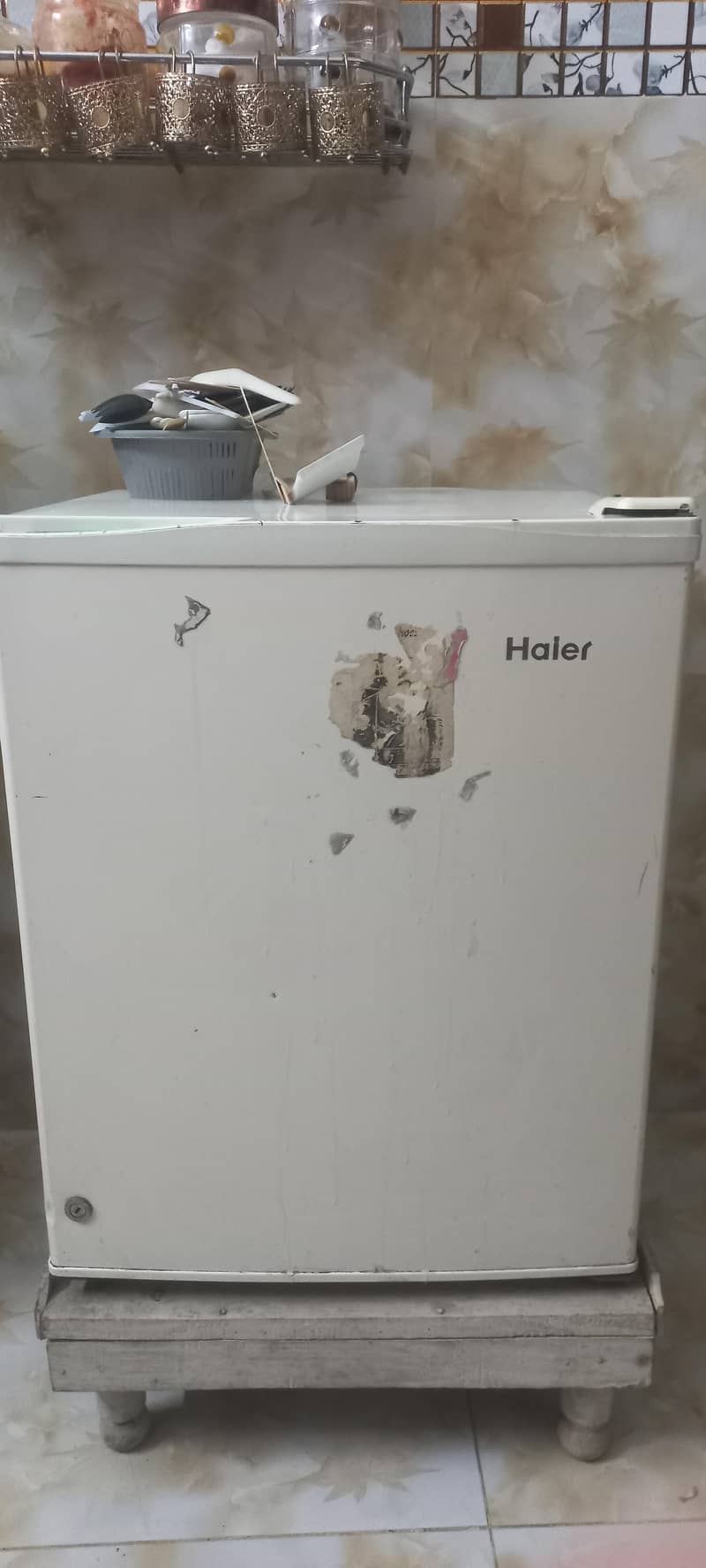 mini fridge 2