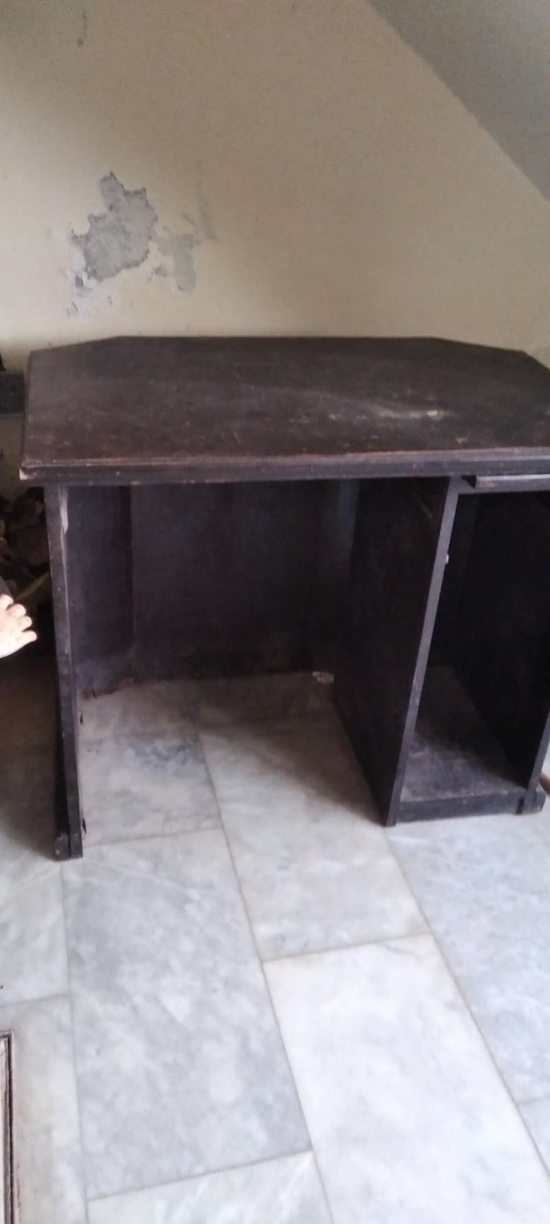 computer table 3