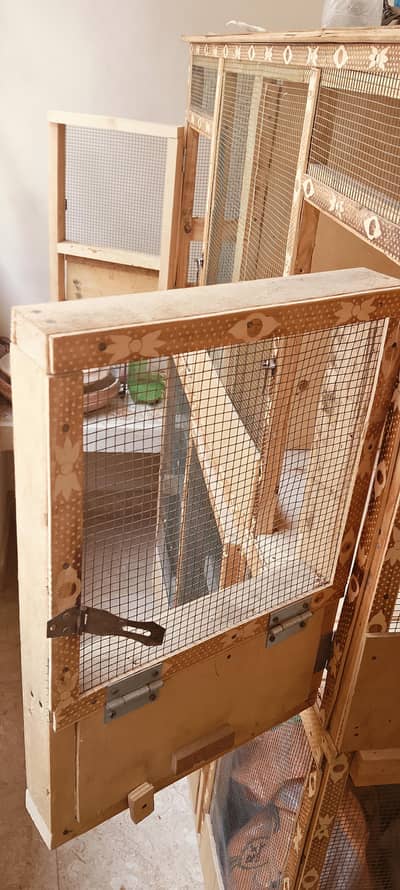 Birds & Hens Wood Cage