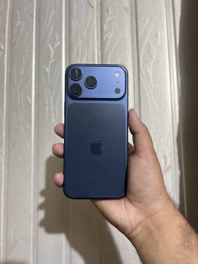 iphone 17 pro max 256 jv 10/10 100 battery health Mint condition 134cc