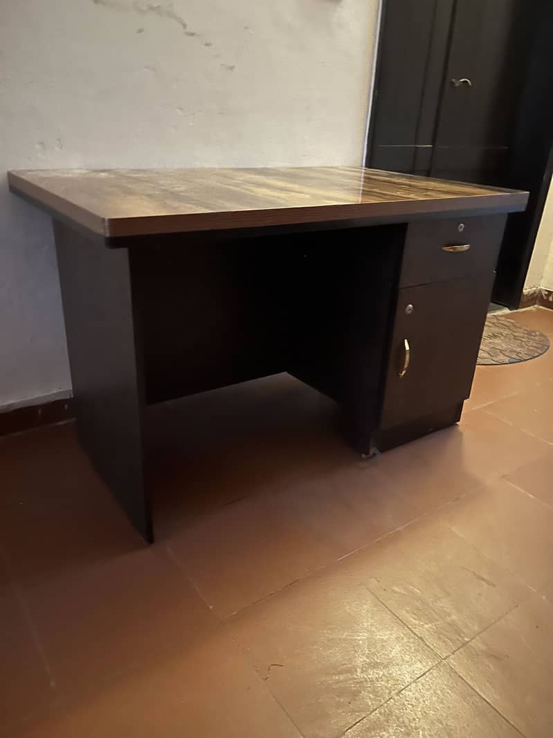 Workstation/ Study Table 3