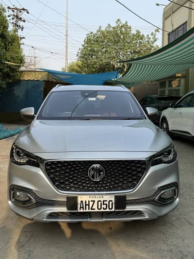 MG HS 2022 Silver CBU