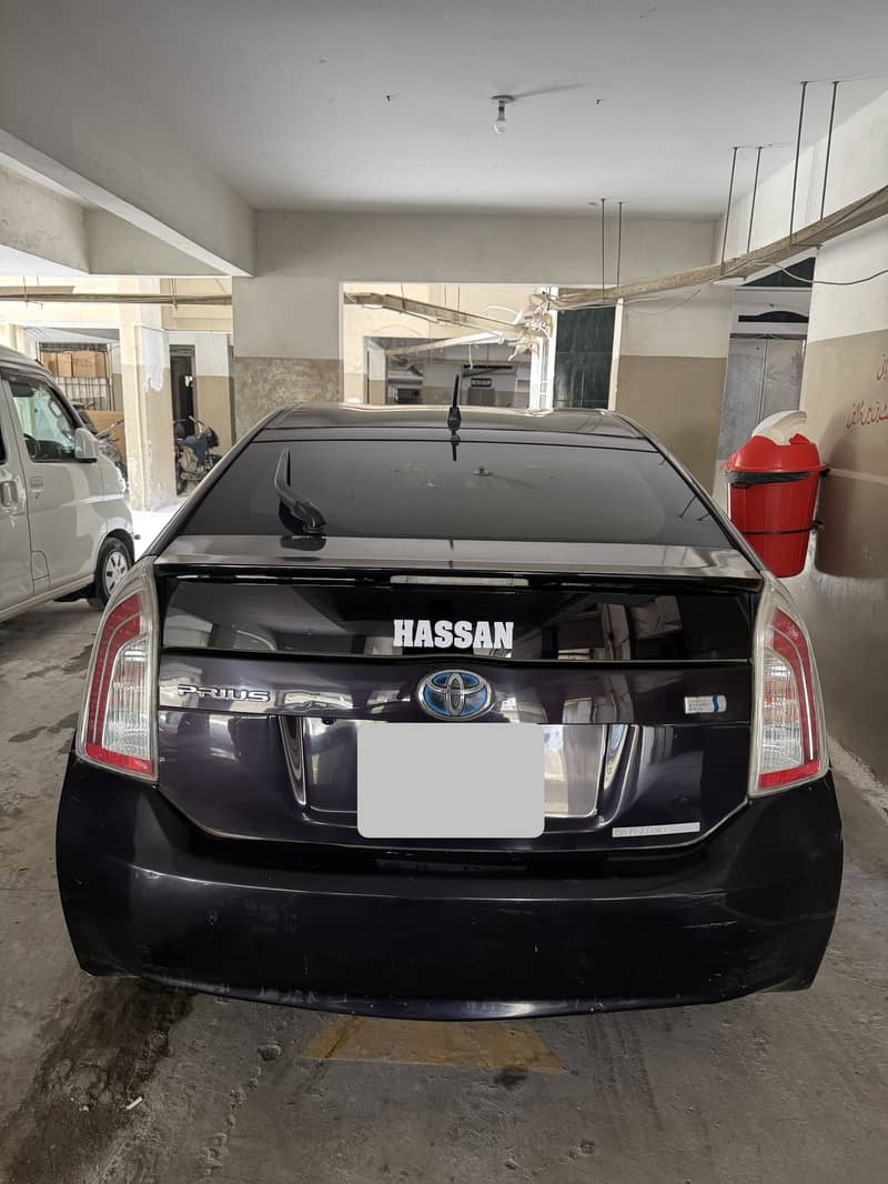 Prius 2013 3
