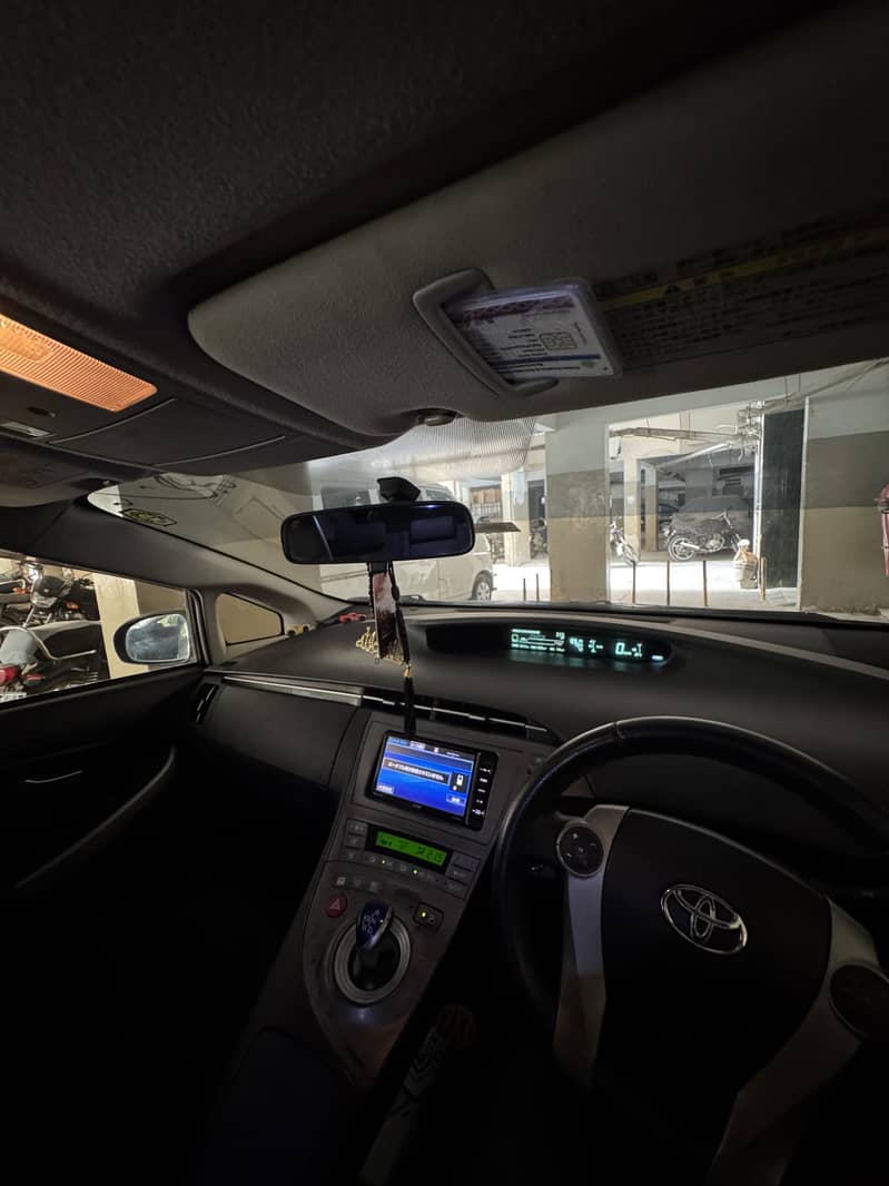 Prius 2013 8