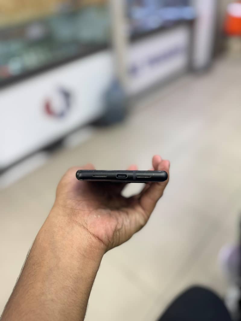 Google Pixel 6 3