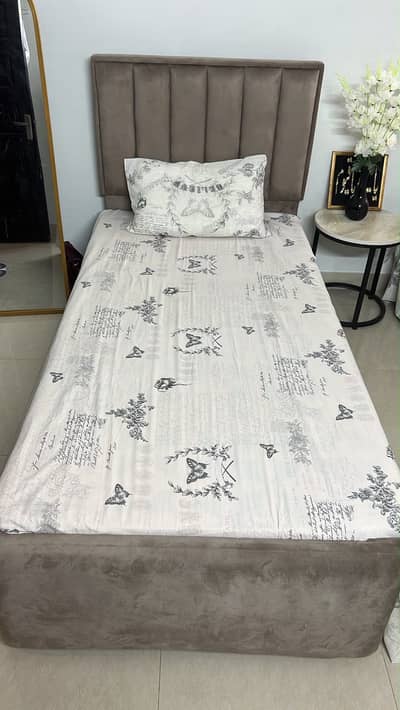Luxury Velvet Single Bed Padded Headboard and comfortable mattress
