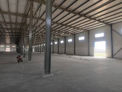 PRIME LOCATION 1.5 KANAL WAREHOUSE AVAILABLE FOR RENT AT JARANWALA ROAD FSD