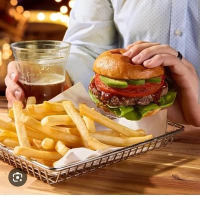 Burger & Shwarma