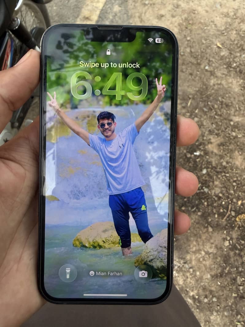 Apple iPhone 13 3