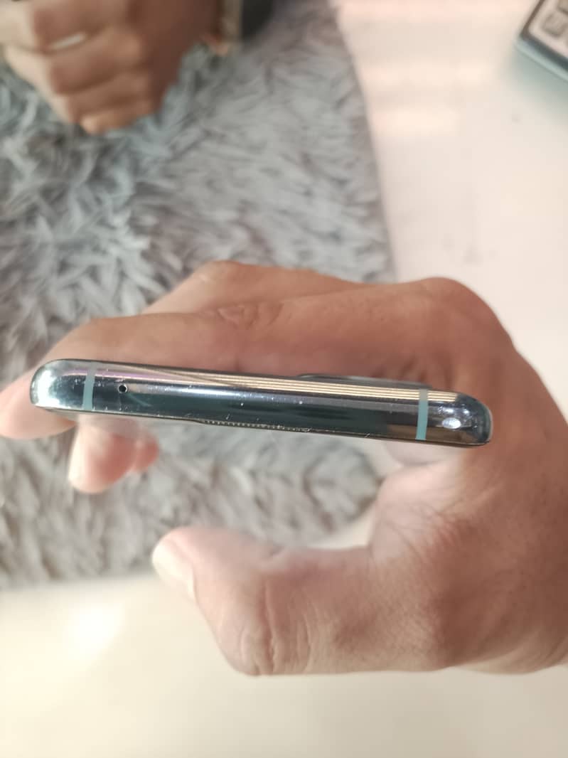 One Plus 9 Pro 5