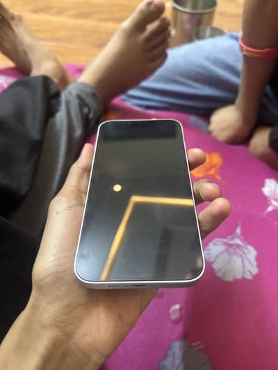 Apple iPhone 13