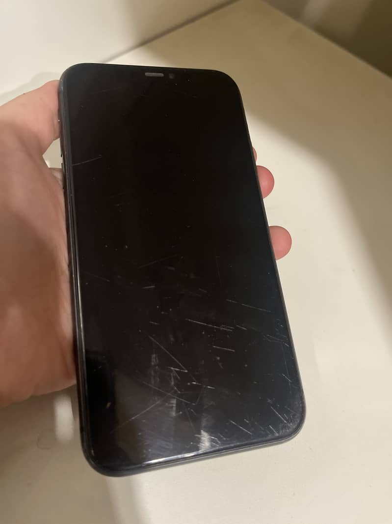 Apple iPhone 11 2