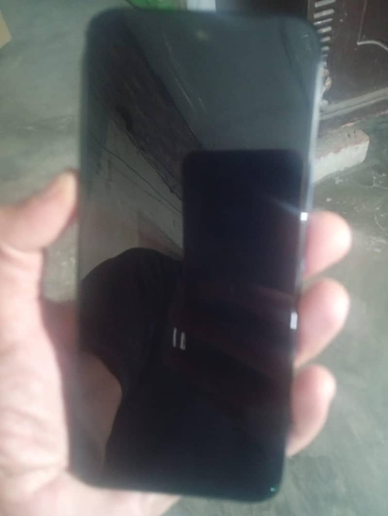 Realme C85 5