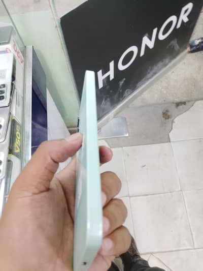 Samsung Mobile A16