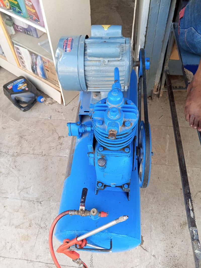 Auto Air compressor 0