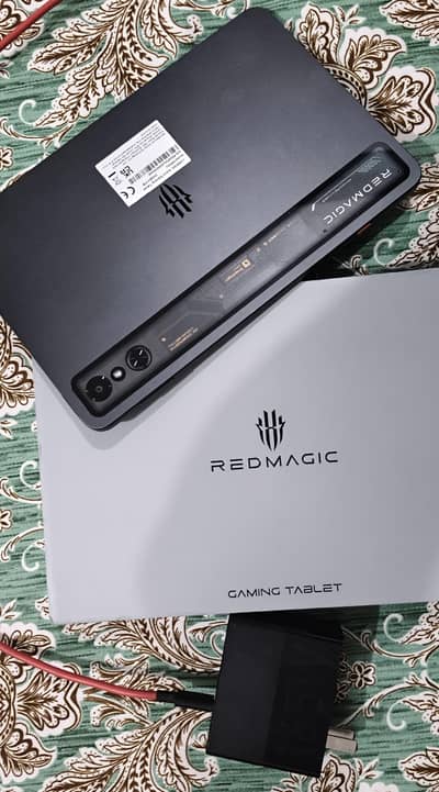 REDMAGIC Astra gaming tablet 24GB/1TB + pegasus-50 headset |10/10|