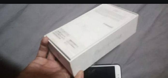 Apple iPhone 6S Plus 3