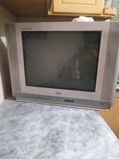 L. G t. v