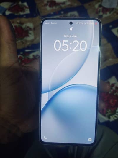 Vivo Y400 8+8 256GB white color 10/10 For Sale