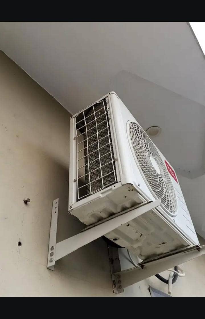 TCL AC 1