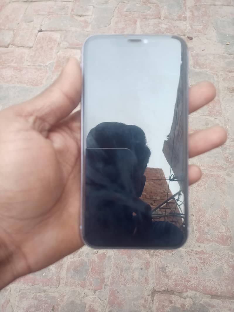 Apple iPhone 11 2