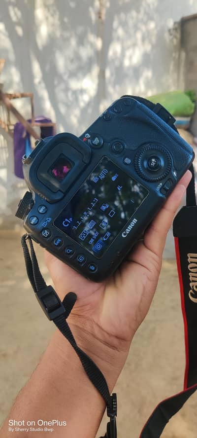 Canon EOS 5D mark III with 50mm 1.8STM available For sale