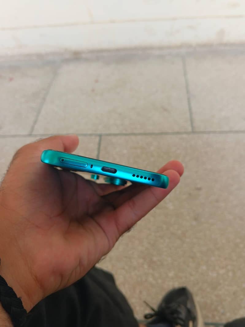 Techno Camon 50Pro 1