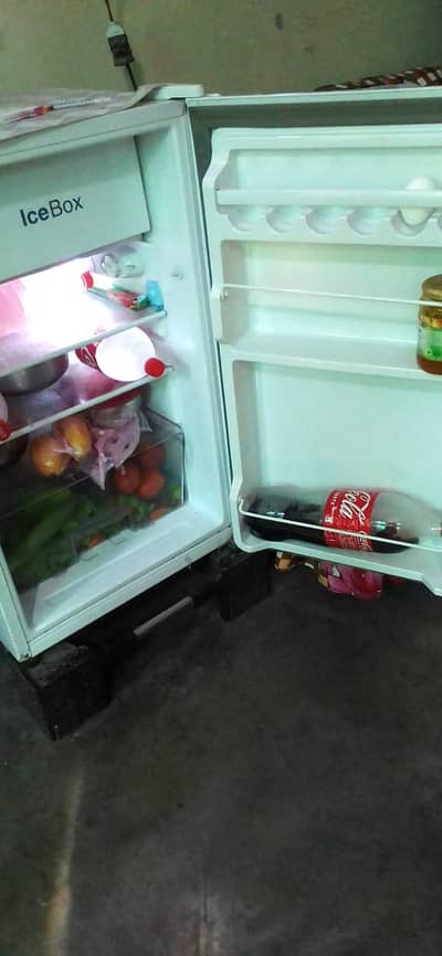 Room Fridge.         Used Like New Condition