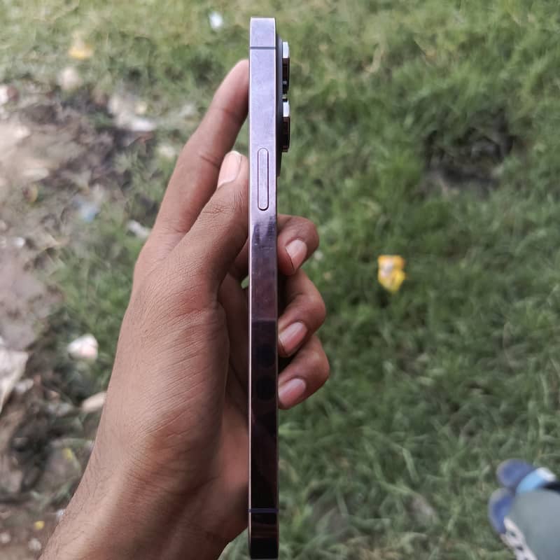iPhone 14 Pro Max 5